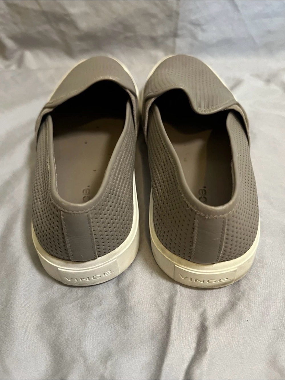 VINCE Blair Perforated Leather Women’s Size 8 Casual Slip On Shoes Taupe. - Picture 3 of 6